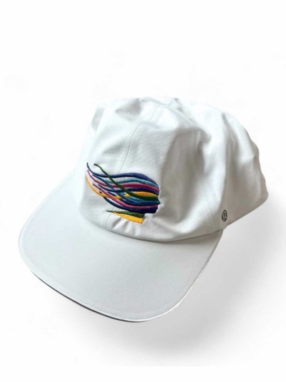 NWT Lululemon White Fast and Free Running Hat Size L/XL